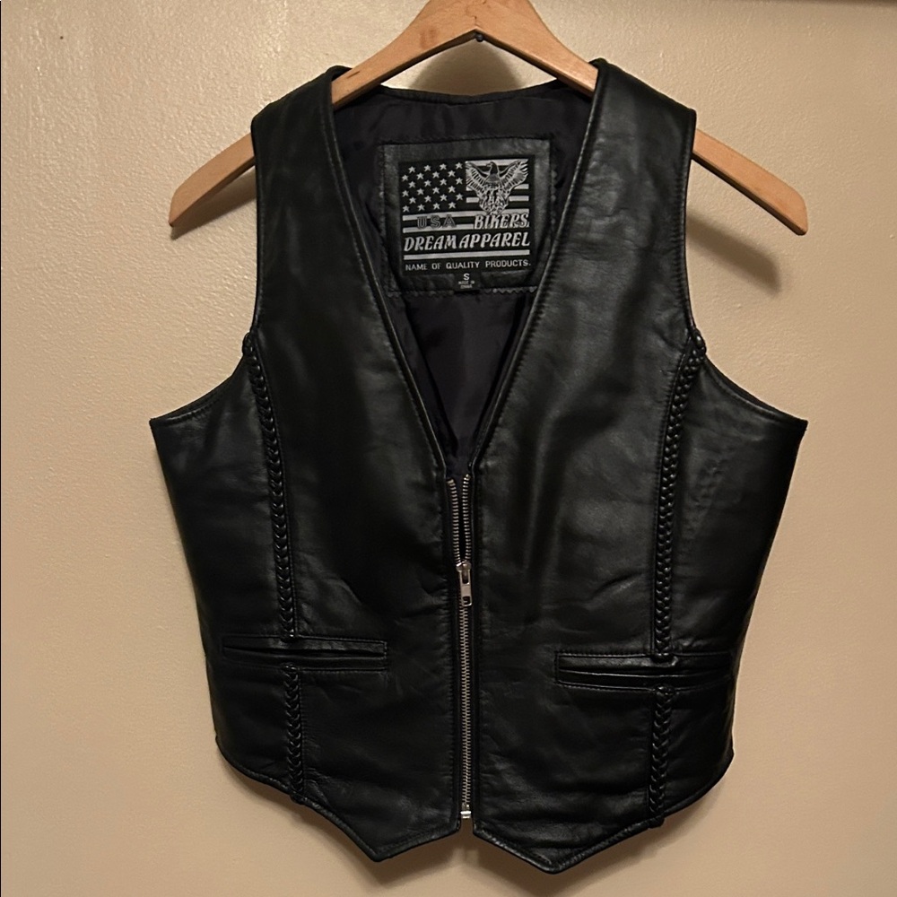 Dream Apparel Black Leather Vest for Women